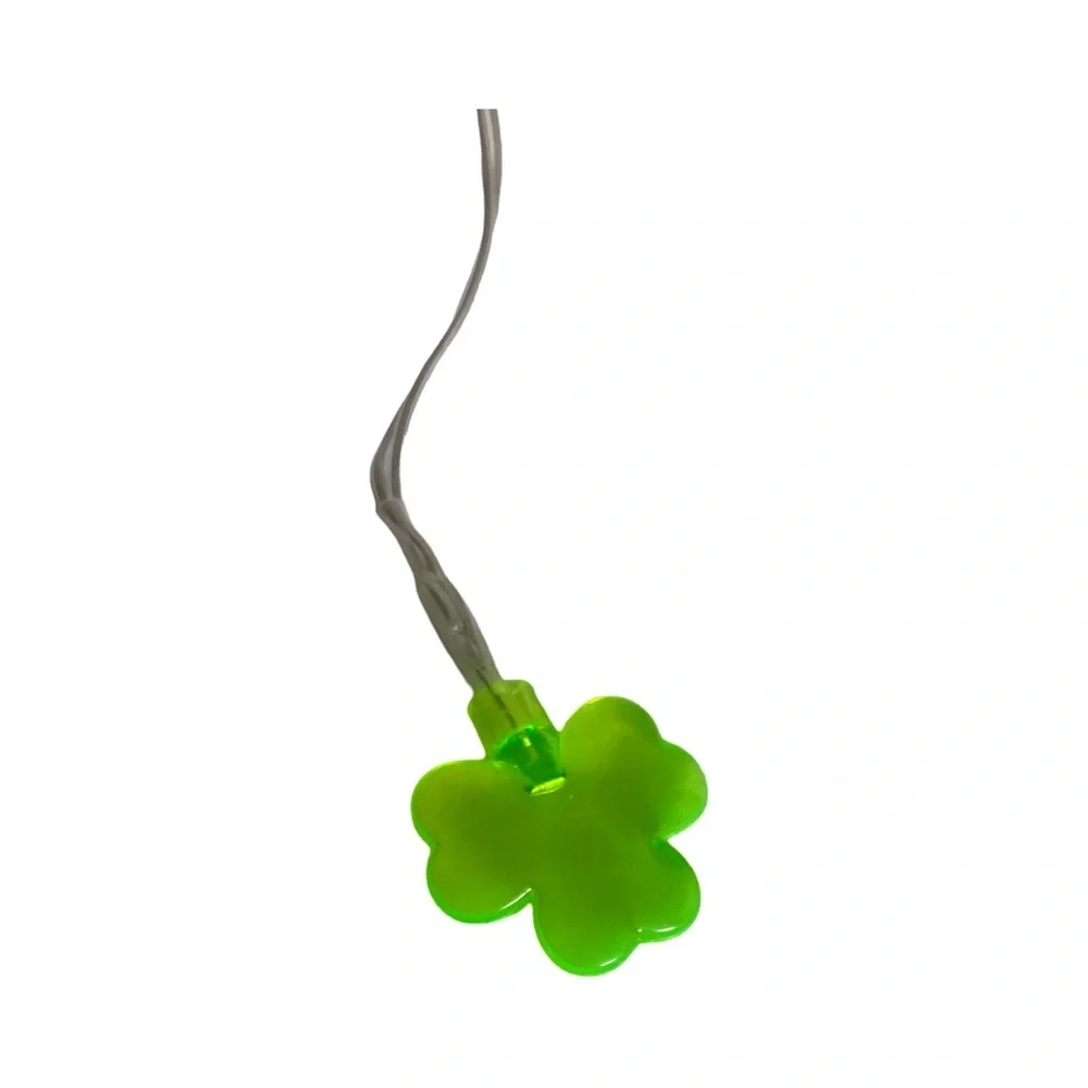 St Patrick’s Day Shamrock Battery Operated 20 Ct LED Green Strings Lights 8 Ft